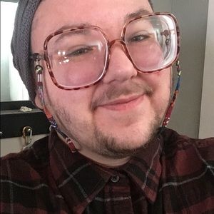 Meet your Posher, Juniper